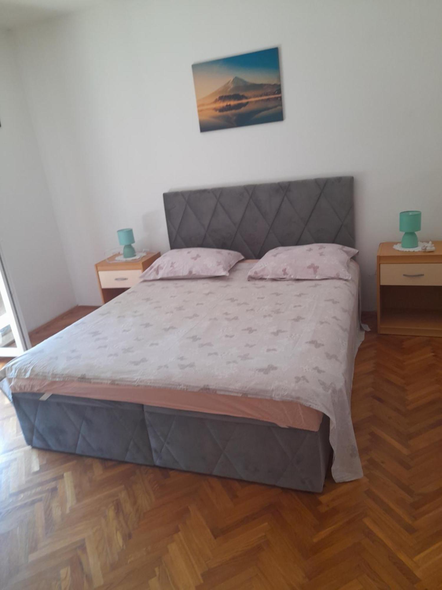 Dubravka Apartamento Dinjiška Exterior foto